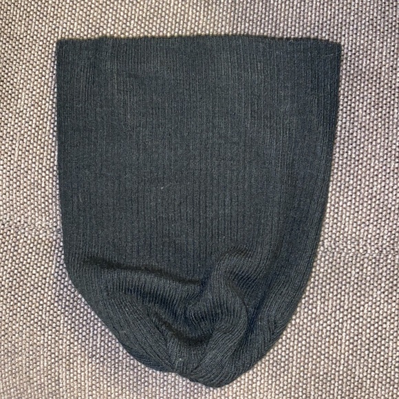 Champion Beanie - Picture 5 of 5